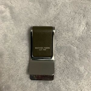 Michael Kors OD GREEN Leather MONEY CLIP